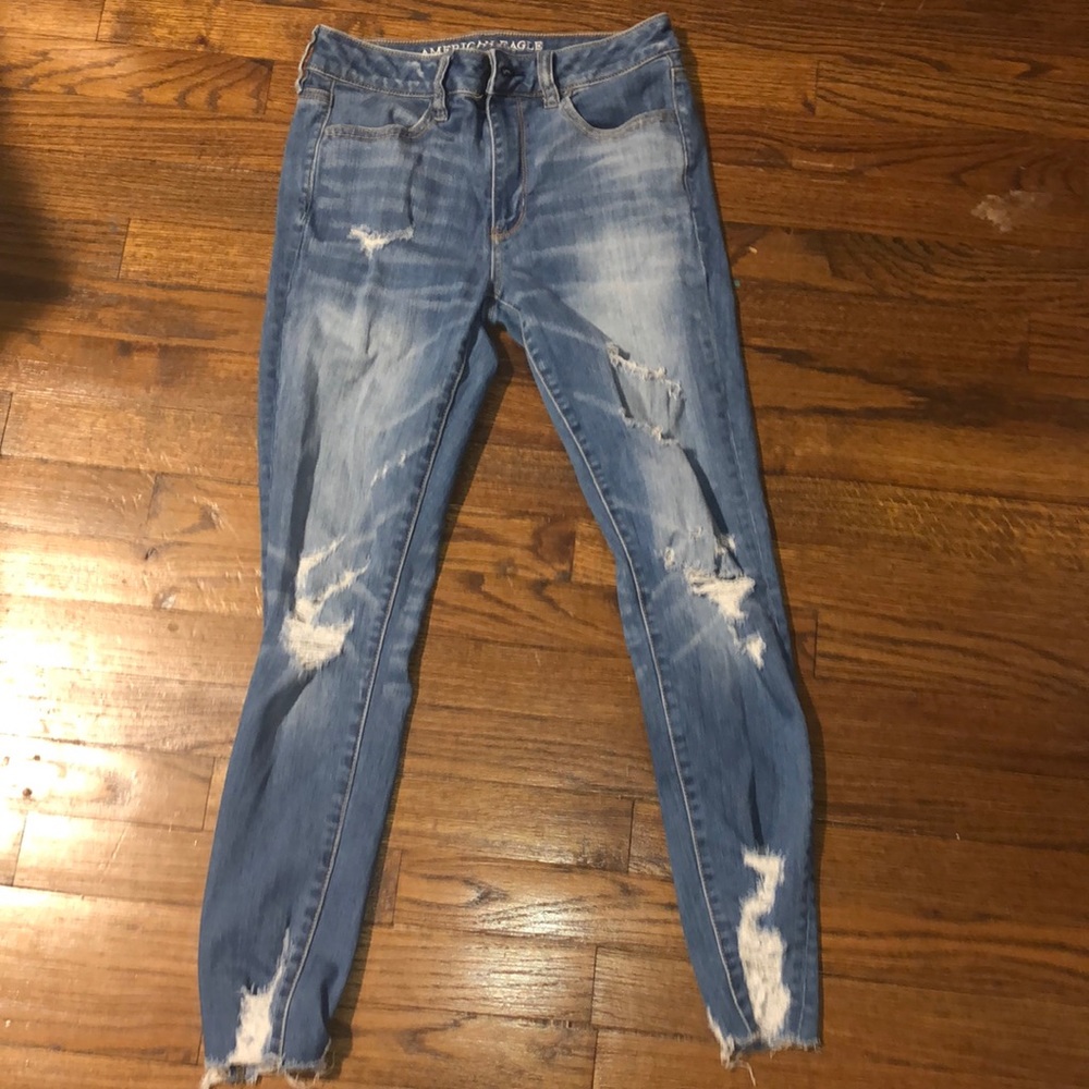 American eagle ripped jeans
